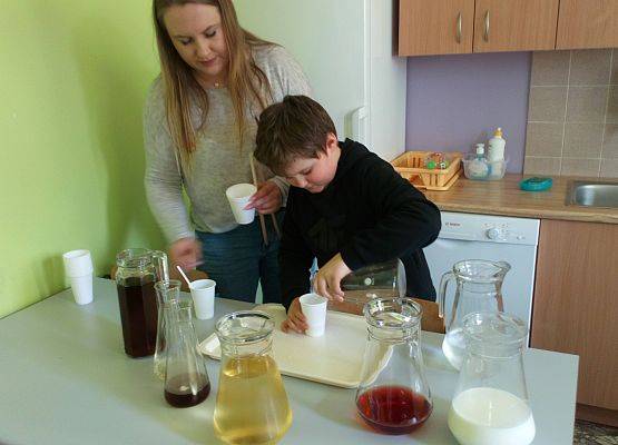 Mini laboratorium w klasie trzeciej grafika