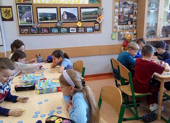 "Kaszëbsczé memos" – gra dydaktyczna grafika