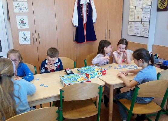 "Kaszëbsczé memos" – gra dydaktyczna grafika