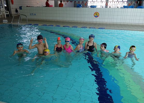 Zajęcia pływania klasa I-III grafika
