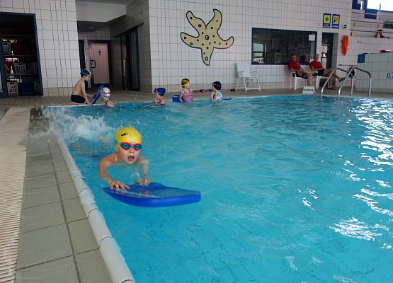 Zajęcia pływania klasa I-III grafika