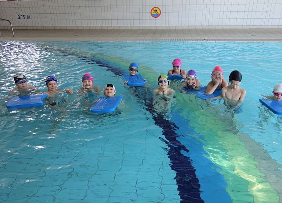 Zajęcia pływania klasa I-III grafika