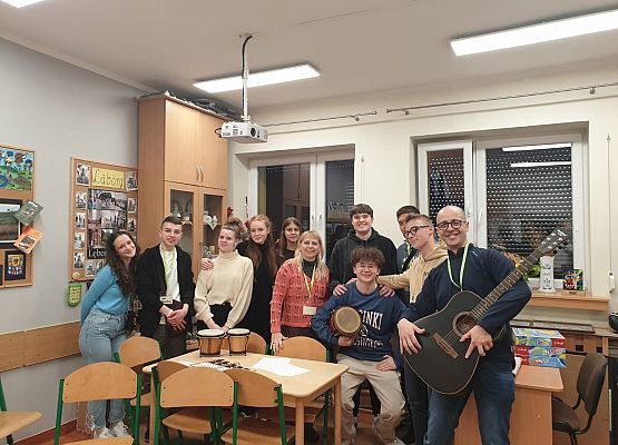 Respect. RESPonsible EduCaTion against violence  - Polska grafika