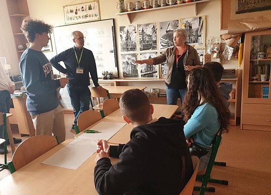 Respect. RESPonsible EduCaTion against violence  - Polska grafika