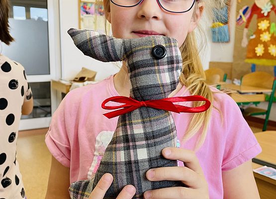 Wielkanocne zajączki Złotych Rączek grafika