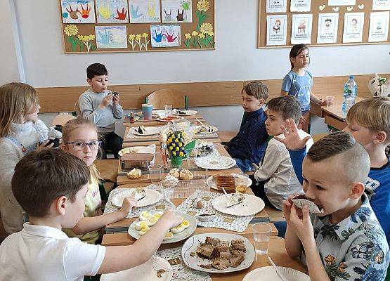Śniadanie wielkanocne w klasach 1-3 grafika