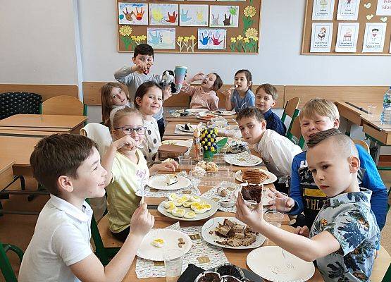 Śniadanie wielkanocne w klasach 1-3 grafika