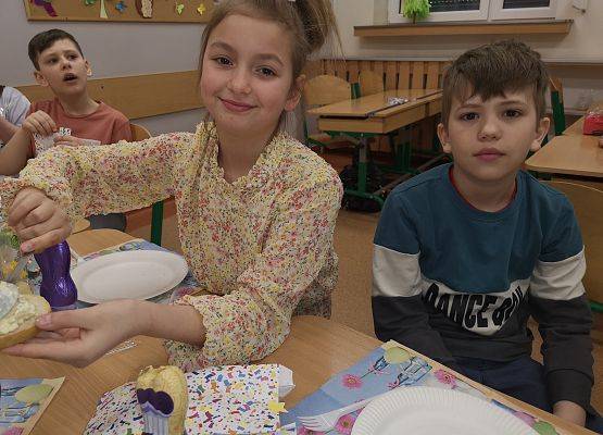 Śniadanie wielkanocne w klasach 1-3 grafika