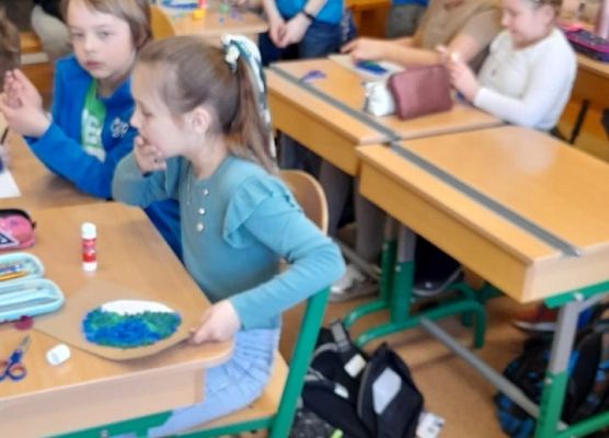 Tak uczniowie klas drugich obchodzą Dzień Ziemi - fotorelacja grafika