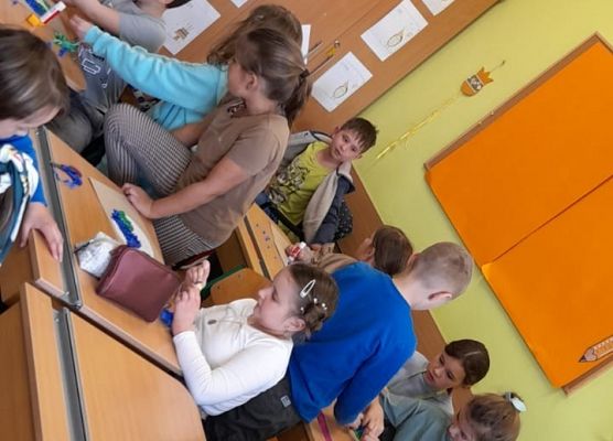 Tak uczniowie klas drugich obchodzą Dzień Ziemi - fotorelacja grafika