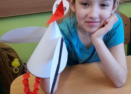 Wiosenne bociany klasy 2b grafika