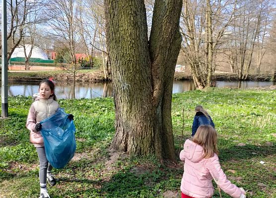 Obchody Dnia Ziemi w klasie 1 grafika