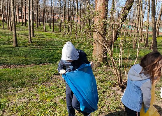 Obchody Dnia Ziemi w klasie 1 grafika