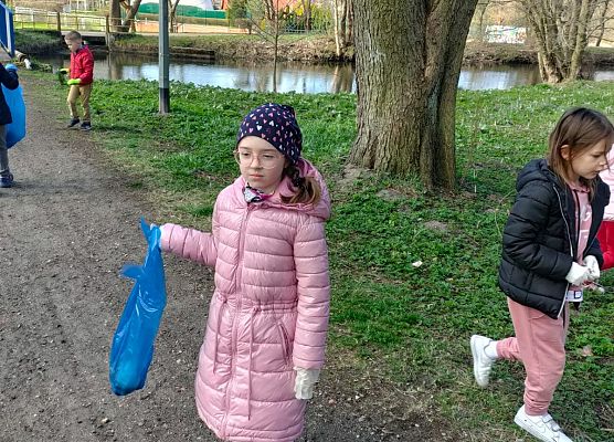 Obchody Dnia Ziemi w klasie 1 grafika