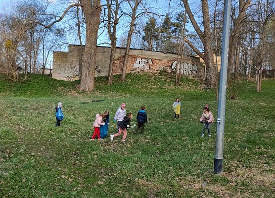 Obchody Dnia Ziemi w klasie 1 grafika
