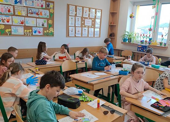 Obchody Dnia Ziemi w klasie 1 grafika