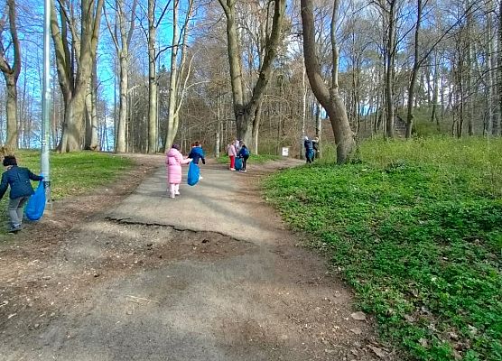 Obchody Dnia Ziemi w klasie 1 grafika