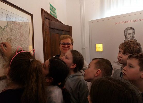 Będomin i Kościerzyna – wycieczka kaszubska klasy trzeciej grafika