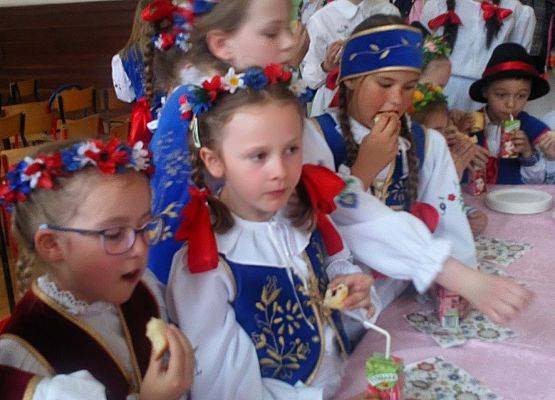 "Lęborskie Słoneczka" – występ w SP 3 w Lęborku grafika