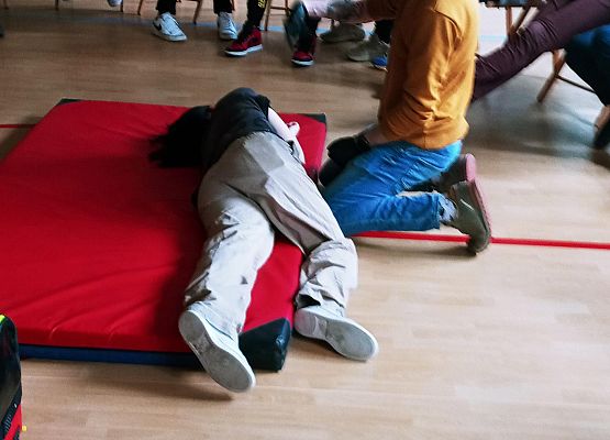 Zajęcia z pierwszej pomocy grafika