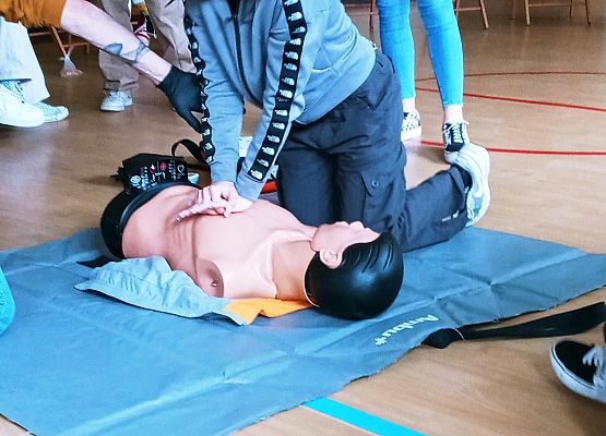 Zajęcia z pierwszej pomocy grafika