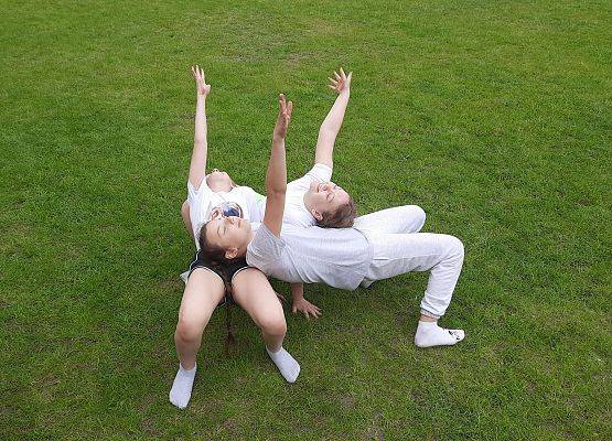 Piramidy gimnastyczne na WF-ie grafika