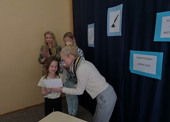 Szkolne eliminacje Konkursu Recytatorskiego Poezji Polskiej grafika