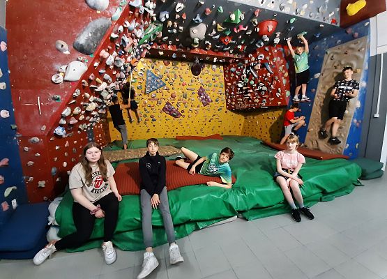 Wycieczka klasy 7 b grafika