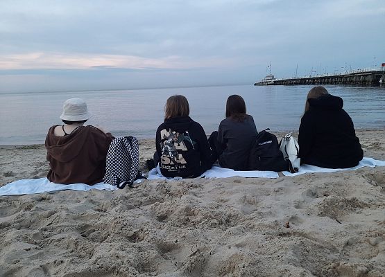 Wycieczka klasy 7 b grafika