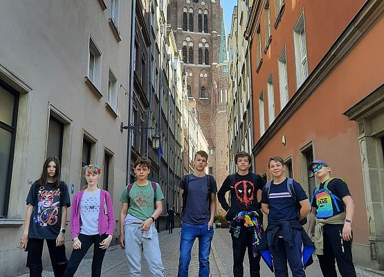 Wycieczka klasy 7 b grafika