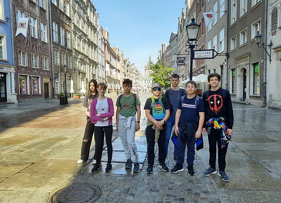 Wycieczka klasy 7 b grafika