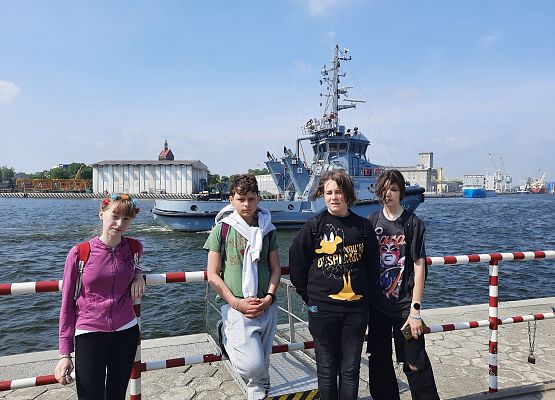 Wycieczka klasy 7 b grafika