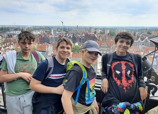 Wycieczka klasy 7 b grafika