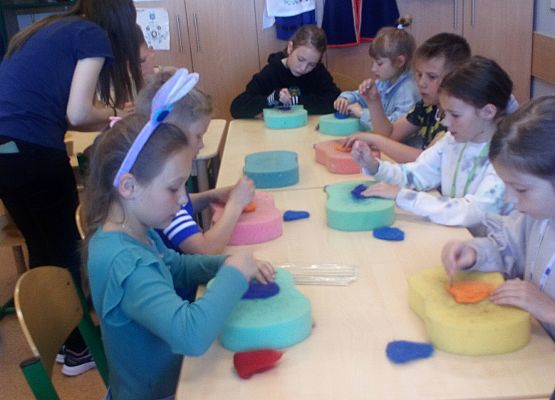 Warsztaty rękodzieła – filcowanie na sucho grafika