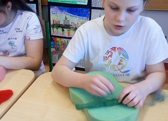 Warsztaty rękodzieła – filcowanie na sucho grafika