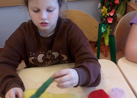 Warsztaty rękodzieła – filcowanie na sucho grafika