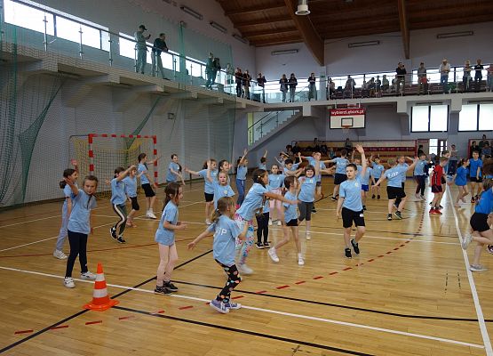 Kto z nas lepiej i prędzej grafika