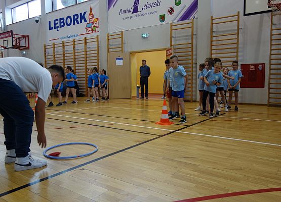 Kto z nas lepiej i prędzej grafika