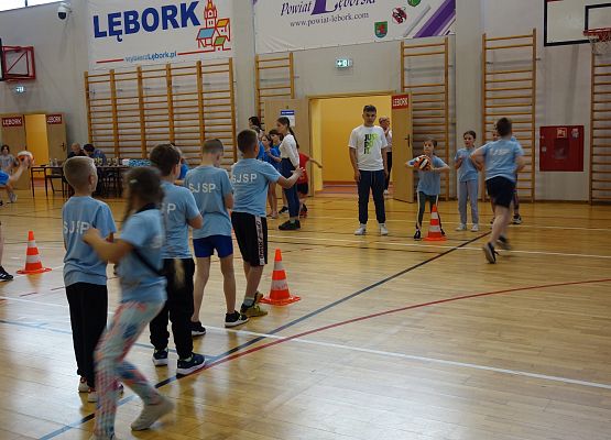 Kto z nas lepiej i prędzej grafika