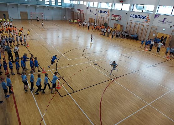 Kto z nas lepiej i prędzej grafika