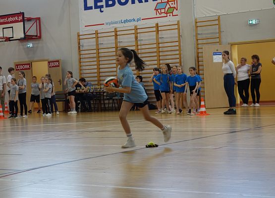 Kto z nas lepiej i prędzej grafika