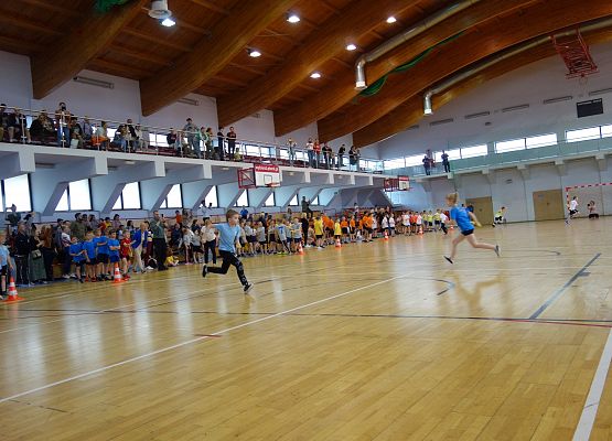 Kto z nas lepiej i prędzej grafika