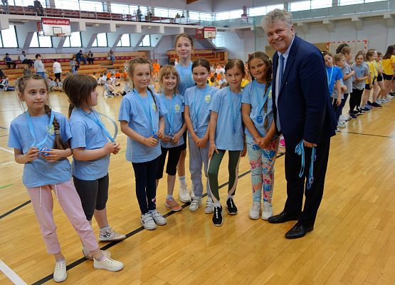 Kto z nas lepiej i prędzej grafika