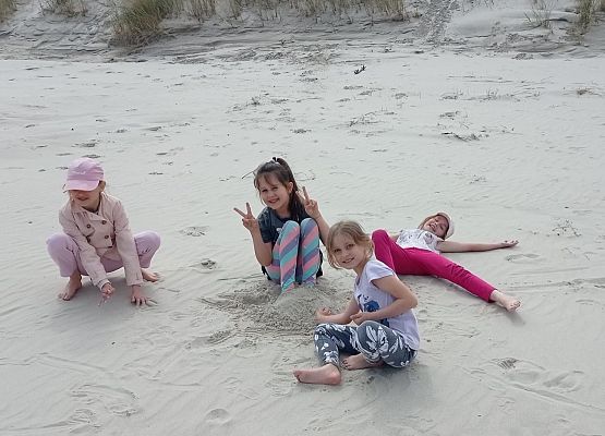 Dzień Dziecka kl. I-III w Słajszewie - fotorelacja grafika