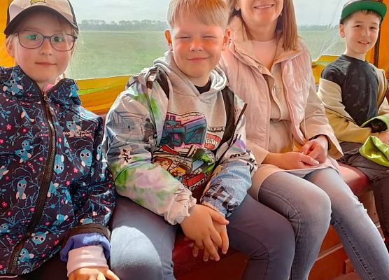 Dzień Dziecka kl. I-III w Słajszewie - fotorelacja grafika