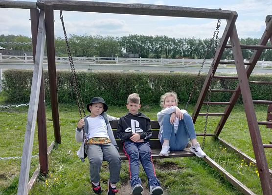 Dzień Dziecka kl. I-III w Słajszewie - fotorelacja grafika