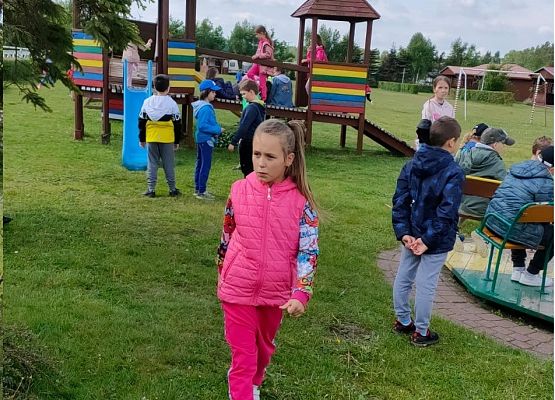 Dzień Dziecka kl. I-III w Słajszewie - fotorelacja grafika