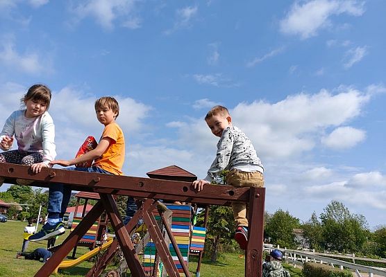 Dzień Dziecka kl. I-III w Słajszewie - fotorelacja grafika