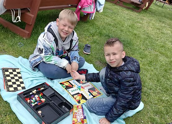 Dzień Dziecka kl. I-III w Słajszewie - fotorelacja grafika