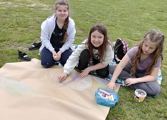 Dzień Dziecka kl. I-III w Słajszewie - fotorelacja grafika